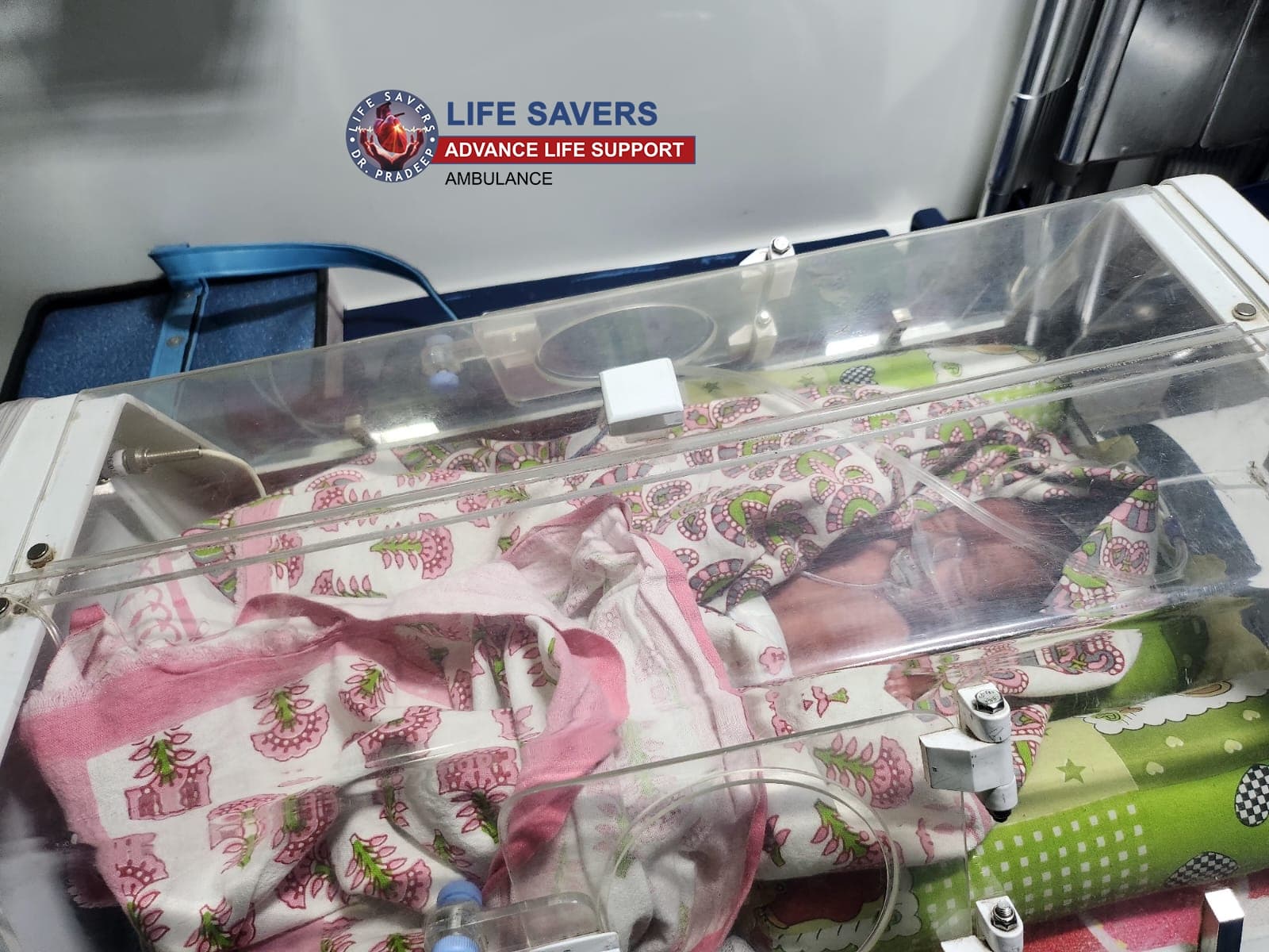 Paediatric Transport From Delhi New Born Centre, Pitampura To RML Hospital