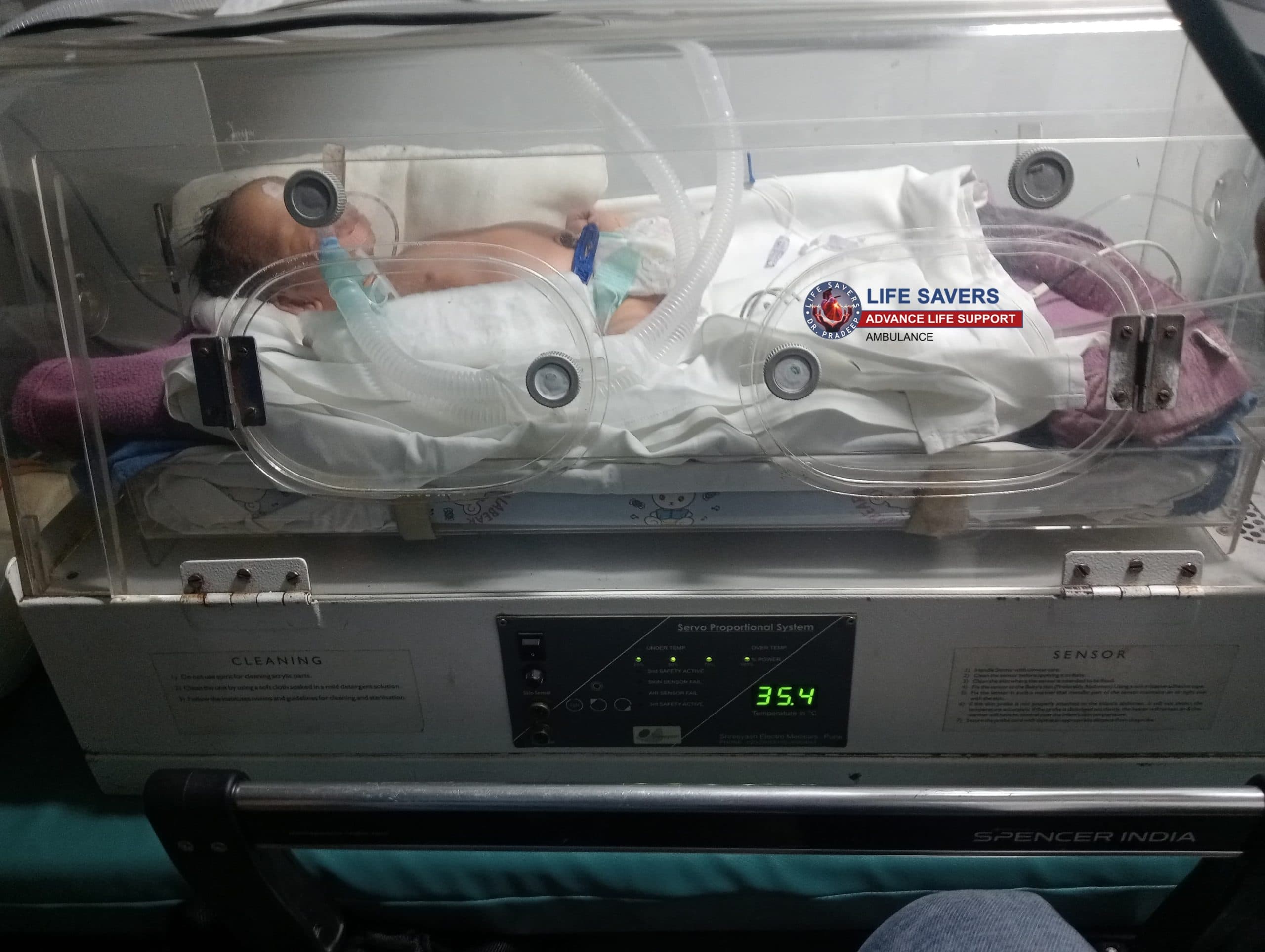 Lifesavers Paediatric Ambulance Shifted Baby From Agra to Sir Ganga Ram Hospital, Delhi