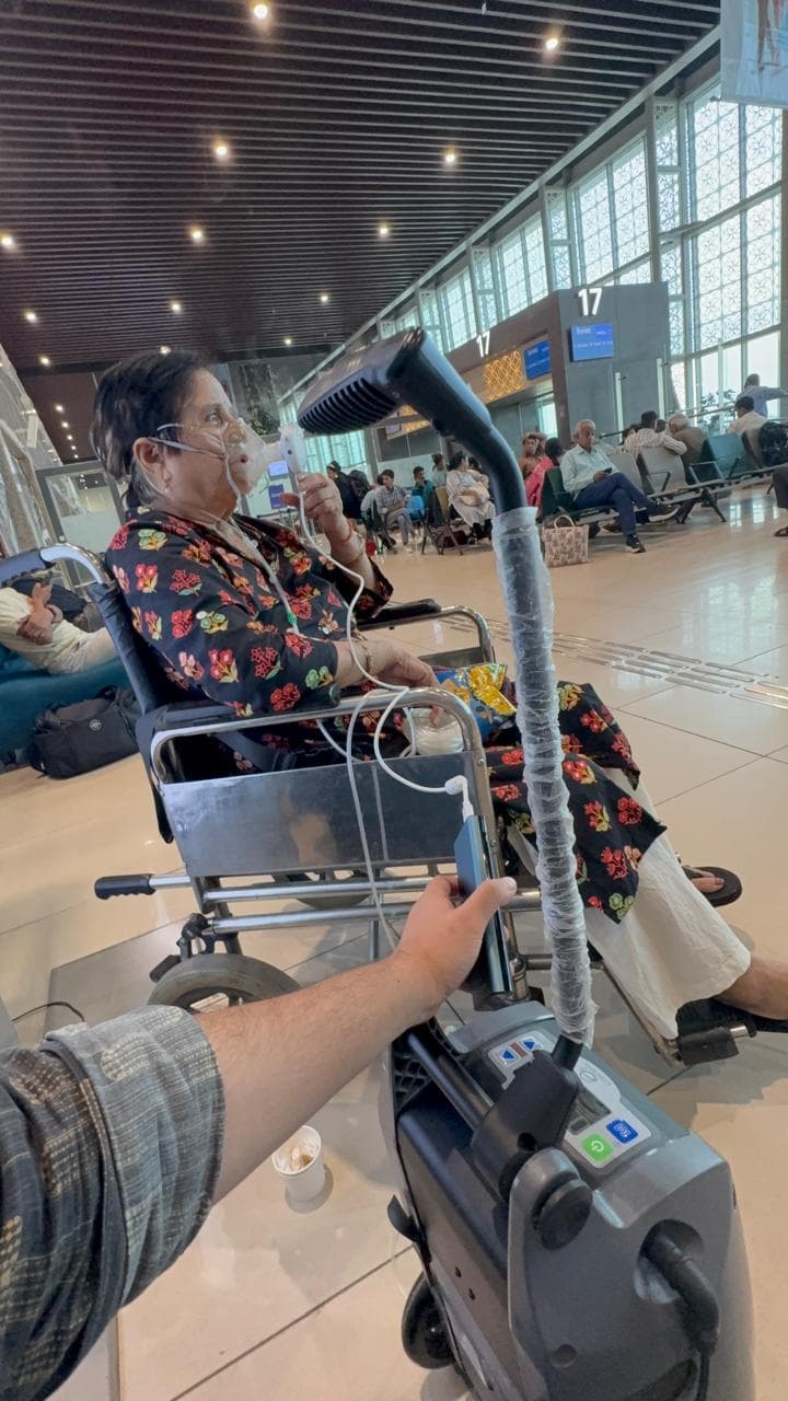 Elderly Patient with Chronic Illnesses – Lucknow to Hyderabad by Indigo Commercial Flight