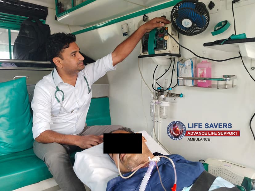 Ventilator Ambulance From Apollo Hospital, Gwalior to Indraprastha Apollo, Jasola, Delhi